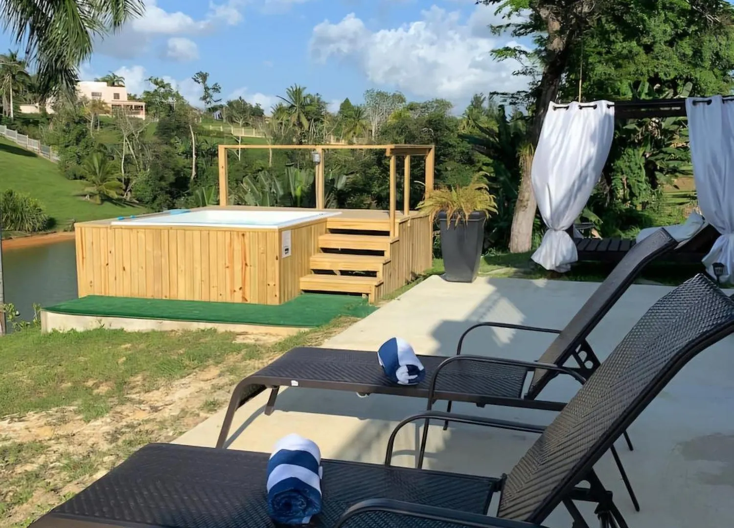 Hacienda Brisas Del Lago Villa Cidra 0*,